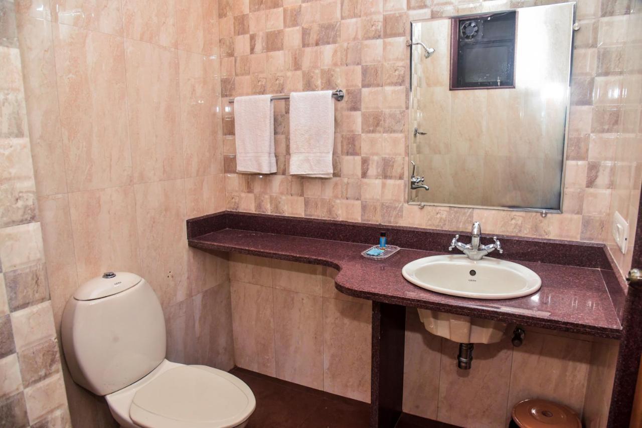 Candolim Grande Resort מראה חיצוני תמונה