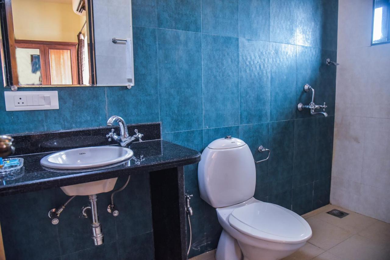 Candolim Grande Resort מראה חיצוני תמונה