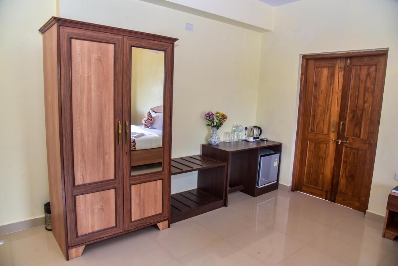 Candolim Grande Resort מראה חיצוני תמונה